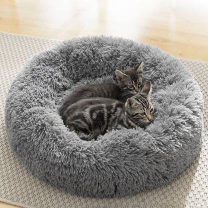 Zexsazone The round donut pet bed is perfect for indoor cats and puppies in all seasons. M Pet Bed