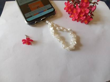 MAHA 2 white flower bractet charm Phone Charm