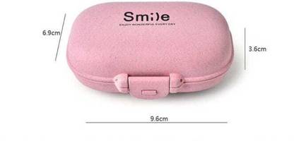 Naama MONDAY - SUNDAY 4 Compartment Pill Box, Travel Pill Case, Moisture Proof, Daily Tablet Case Pill Box