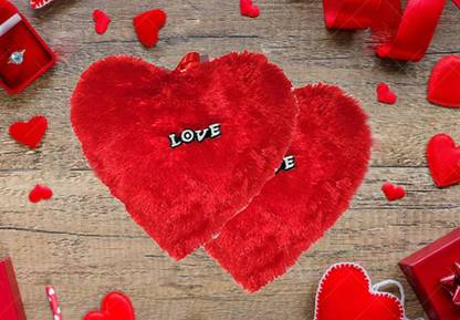 Lvloz Cotton Cushion Pack of 2 Toons & Characters Heart Shape Pillows love pillow Gift For Valentine"s Day Gift For Girl