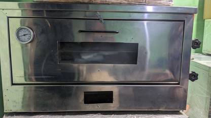 Royal kitchen Equipment's Indian gas pizza oven Pizza Maker