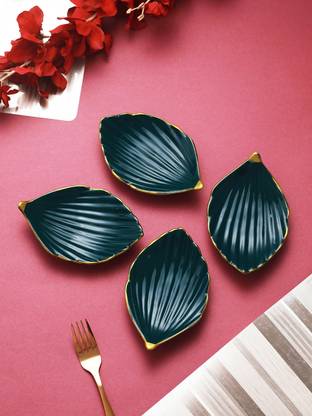 TIED RIBBONS Leaf Shape Serving Platters for Serving Dry Starters, Snacks Sandwich Appetizers Chip & Dip Tray