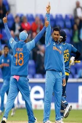 Dhoni's Helicopter Shot: A Dynamic Wall Tribute: on 300gsm US Imported Paper with Gloss Lamination (Unframed) With 3M Orginal Double Side Tape for Easily Stick Photographic Paper