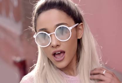 Poster Ariana Grande Classic Poster sl-14055 (LARGE Poster, 36x24 Inches, Banner Media, Multicolor) Fine Art Print