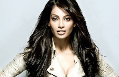 Bipasha basu poster Multicolor Photo Paper Print Poster Photographic Paper