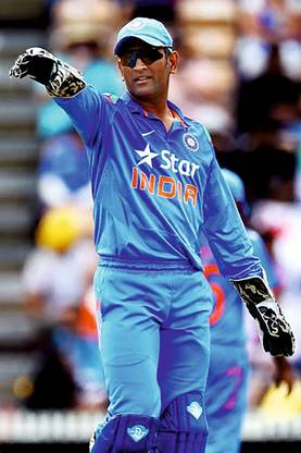 Vintage Dhoni: Timeless Elegance in Every Frame:Printed by WK on 300gsm US Imported Paper with Gloss Lamination (Unframed) With 3M Orginal Double Side Tape for Easily Stick Photographic Paper