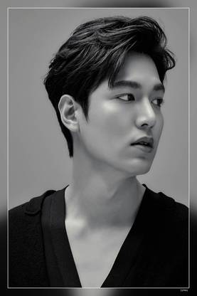 Lee Min Ho South Korean K Drama K-Pop Actor Matte Finish Poster P-12941 Paper Print