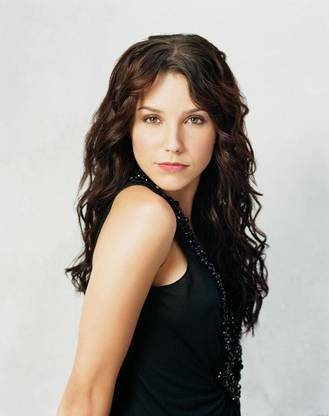 One Tree Hill -Brooke Davis ON GOOD QUALITY HD QUALITY WALLPAPER POSTER Fine Art Print