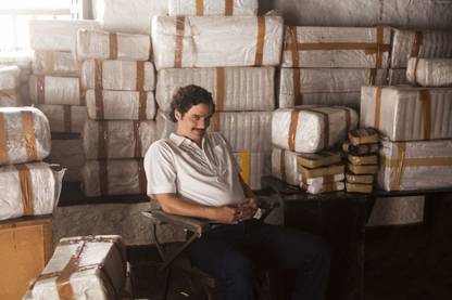 Poster Tv Show Narcos Large Poster sl-9219 (Large Print, 36x24 Inches, Banner Media, Multicolor) Fine Art Print