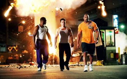 Poster Pain & Gain Paul Doyle Adrian Doorbal Anthony Mackie Dwayne Johnson Sl-16236 (Wall Poster, 13x19 Inches, Matt Paper) Fine Art Print