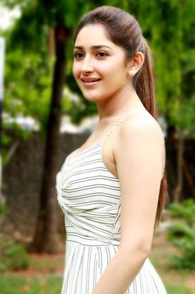 Sayyeshaa Saigal Poster Multicolor Photo Paper Print Poster Photographic Paper