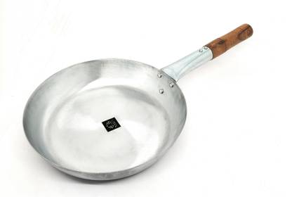 Nyra Iron Fry/Tadka Pan with Wooden Handle Lokhand for Cooking & Frying – Hotelware Fry Pan 28 cm diameter 2 L capacity