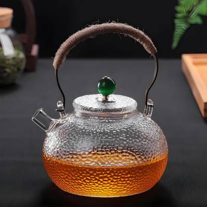Ekhasa Glass Tea Kettle with Strainer for Gas Stove | Borosilicate Tea Pot with Infuser Pot 13 cm diameter 0.7 L capacity with Lid