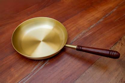 M R HANDICRAFTS Panache Brass Frying Pan with Wooden Handle for Cooking and Frying Fry Pan 22 cm diameter 1 L capacity