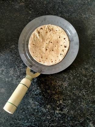 Monika collection ROTI CHAPATI PARATHA GAS CHULA STOVE CAST IRON TAWA STRONG QUALITY POT PAN Tawa 25 cm diameter