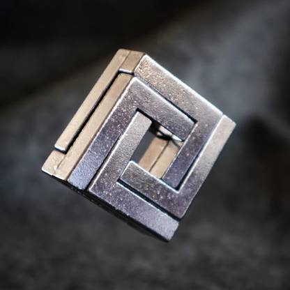 IG44 Brain Teaser Puzzle­, Metal Mind Puzzles for Adults (Structure The Squares)