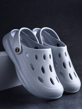 TOE CANDY Men Clogs