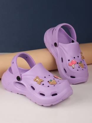Roadster Women Clogs