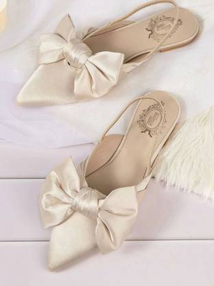 SHOETOPIA Women Flats