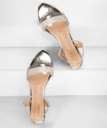 Smart & Sleek Women Heels