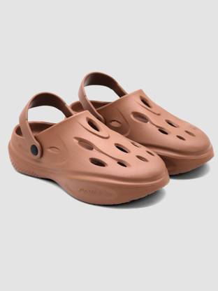 RED TAPE Men Clogs