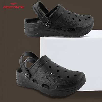 REDTAPE Men Clogs