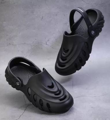 KAPYANSH Men Clogs