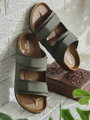UNDERROUTE Men Sandals