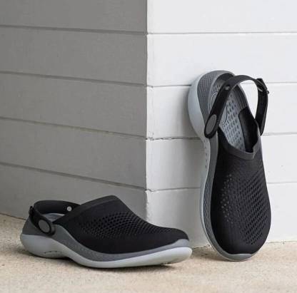 SLIPRA Men Clogs