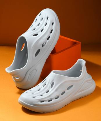 HRX by Hrithik Roshan Men Clogs