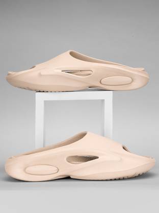 ATOM Men Clogs