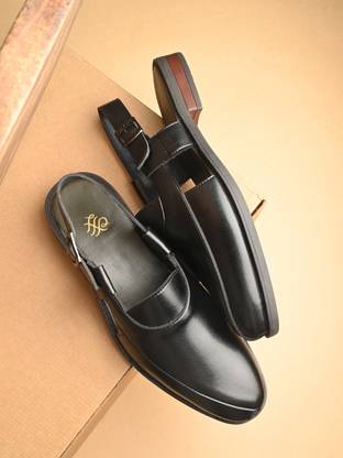 House of Pataudi Men Sandals