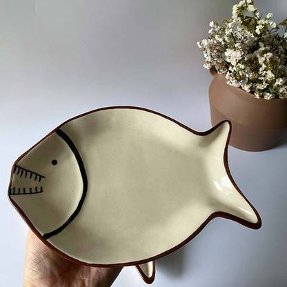 Classydesigners Handcrafted Ceramic Fish-Shaped Glazed Serving Platter Plate, Dish, Tray Serving Set