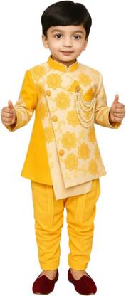 Tarishhi Embroidered Sherwani
