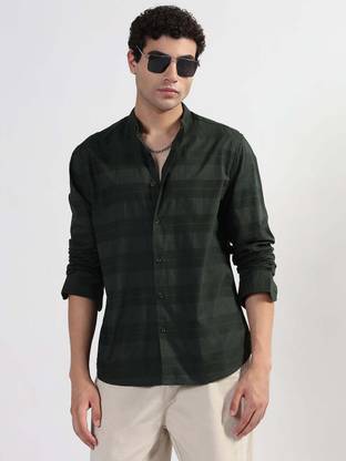 SHOWOFFFF Men Striped Casual Dark Green Shirt