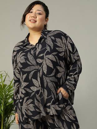OXOLLOXO Women Printed Casual Black Shirt