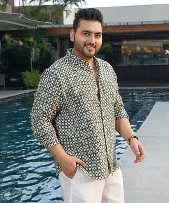 Instafab Plus Men Printed Casual Green Shirt