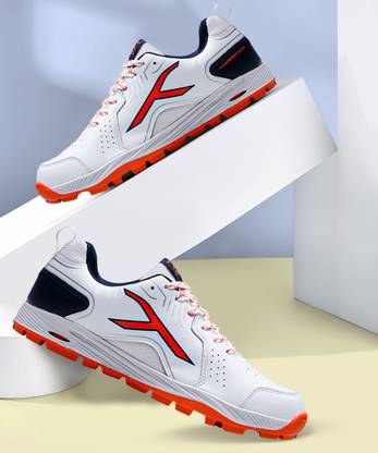 Hundred Pitch Force Cricket Shoes For Men