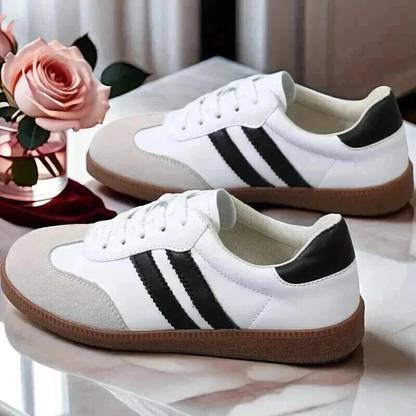 Echor ESWSMB01, White Flat Sneakers For Women
