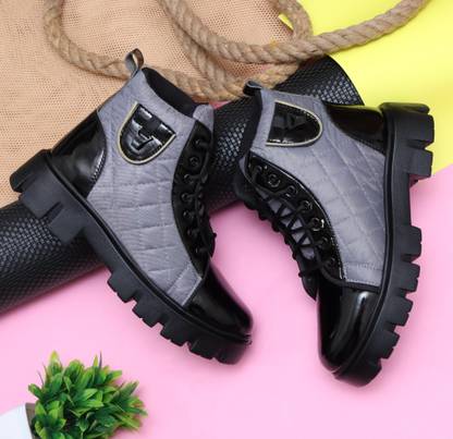 POS Planet Of Shoes Lightweight Comfort Extra Soft Summer Trendy Premium Stylish Party Boots For Men