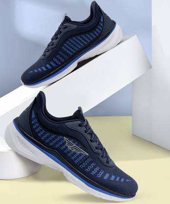 RED TAPE Walking Shoes For Men