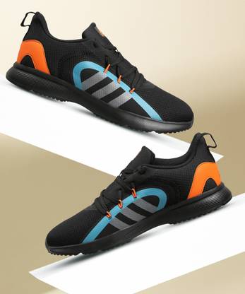 VolantRun M Running Shoes For Men  (Black) at Rs. 1479