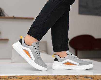 Bacan Sneakers For Men