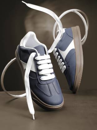 LIBERTY Sneakers For Men
