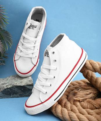 Roadster Women White Canvas Comfortable Vulcanised Lace Up Casual Sneakers Outdoor Shoes Casuals For Women