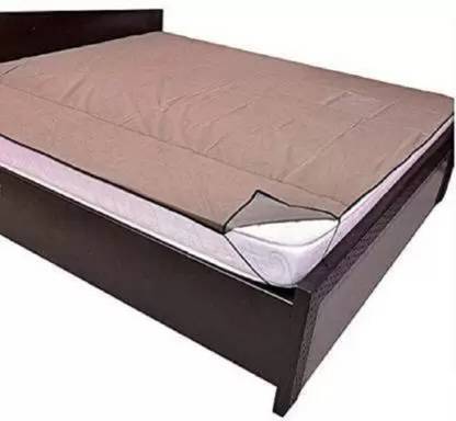 AG Creations 200 TC Polyester Double Solid Fitted (Elastic) Bedsheet