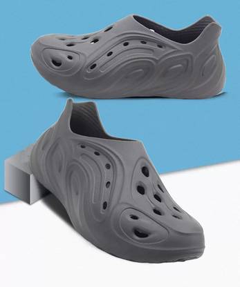 HOTSTYLE Men Clogs