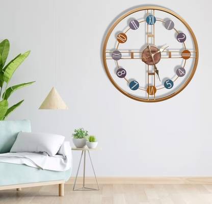 Modern Wall Clock, man Numerals