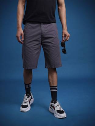 Roadster Solid Men Grey Chino Shorts