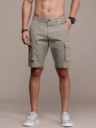 Roadster Solid Men Grey Cargo Shorts